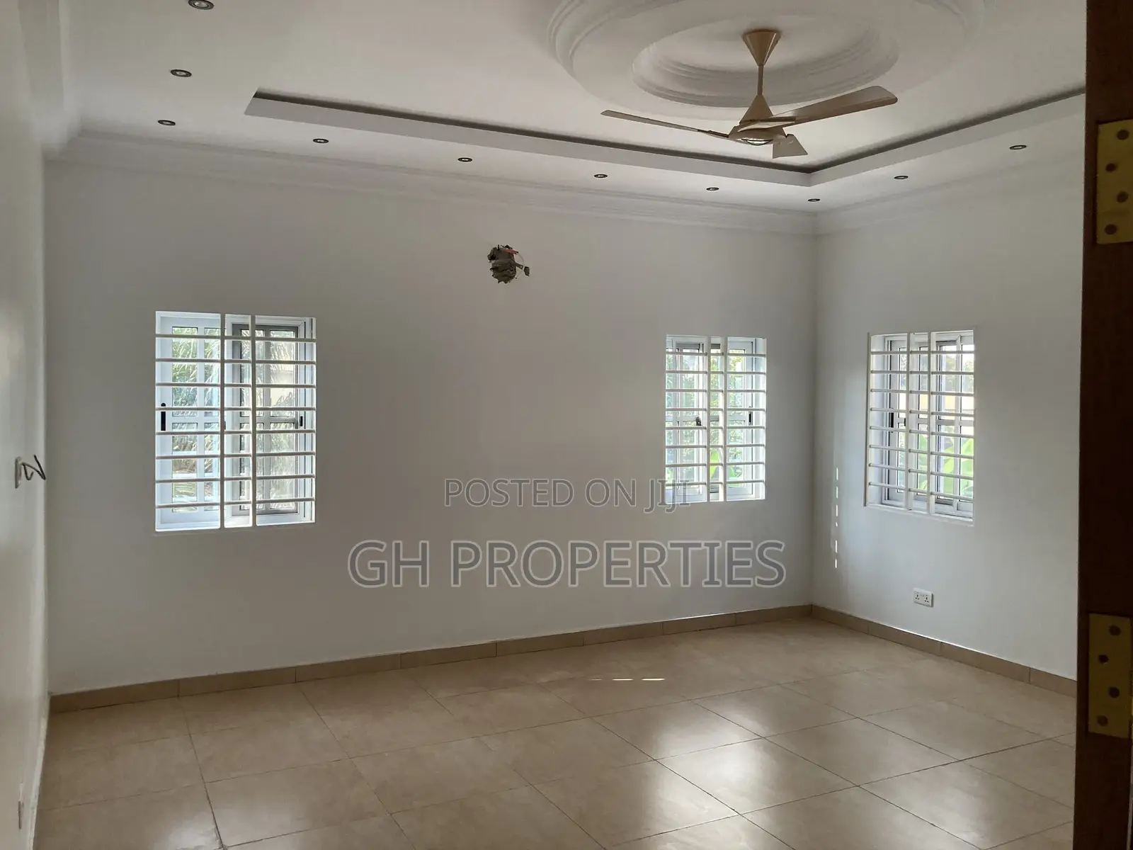 4bdrm Apartment in Four Bedrooms House., Kumasi Metropolitan for sale
