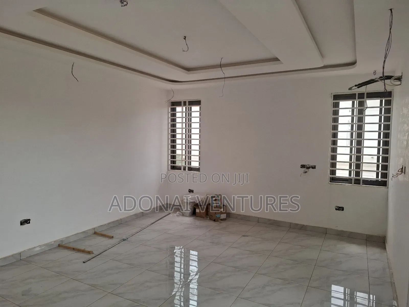 4bdrm House in Ahodwo  Parakou, Kumasi Metropolitan for sale
