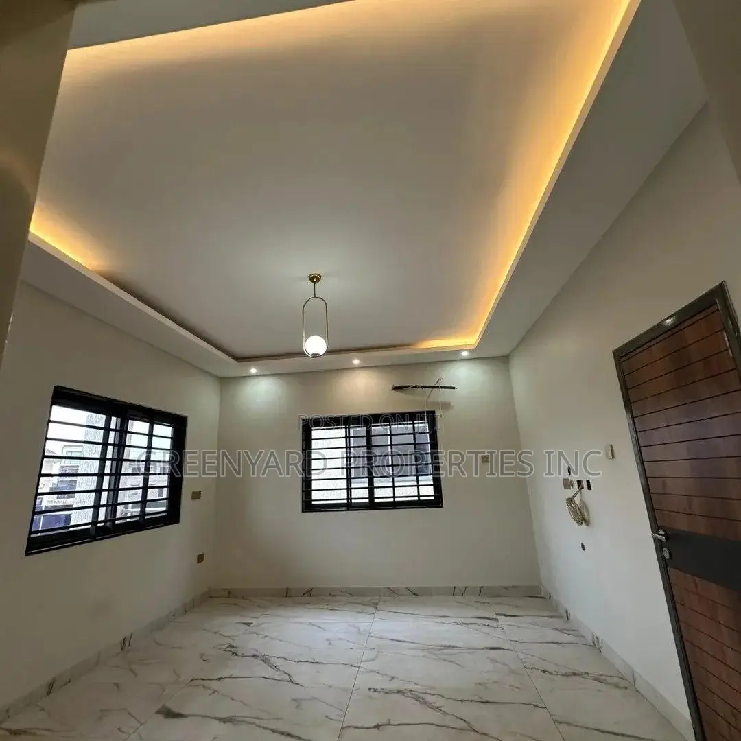 4bdrm House in Lakeside for sale