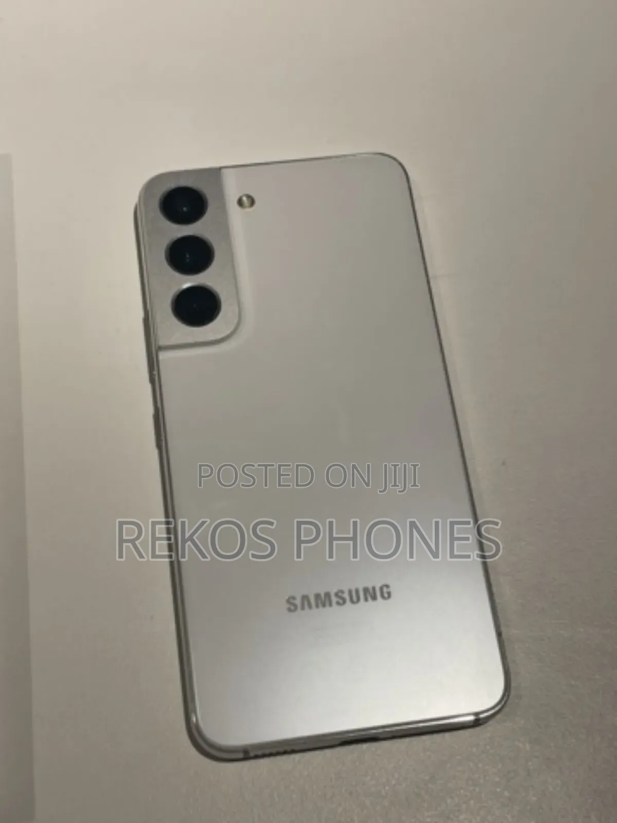 New Samsung Galaxy S22 5G 128 GB White