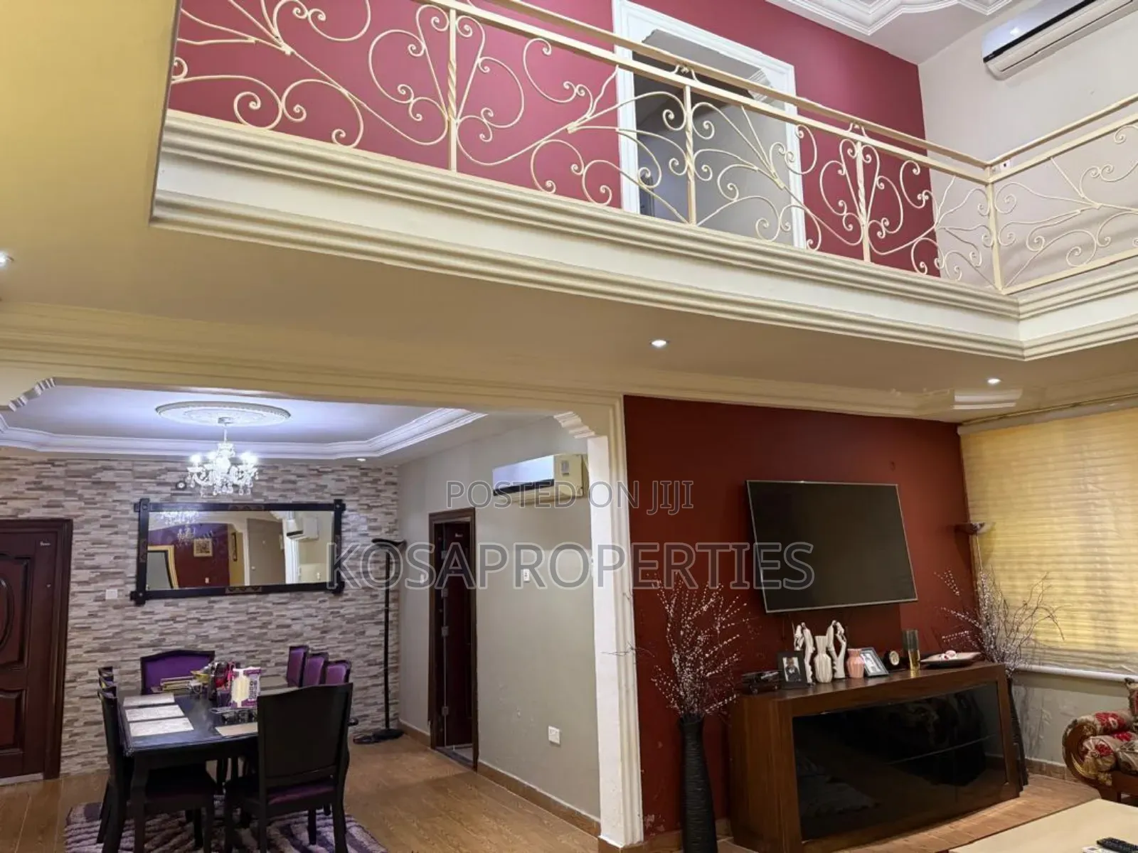8bdrm House in Weija Medium for sale