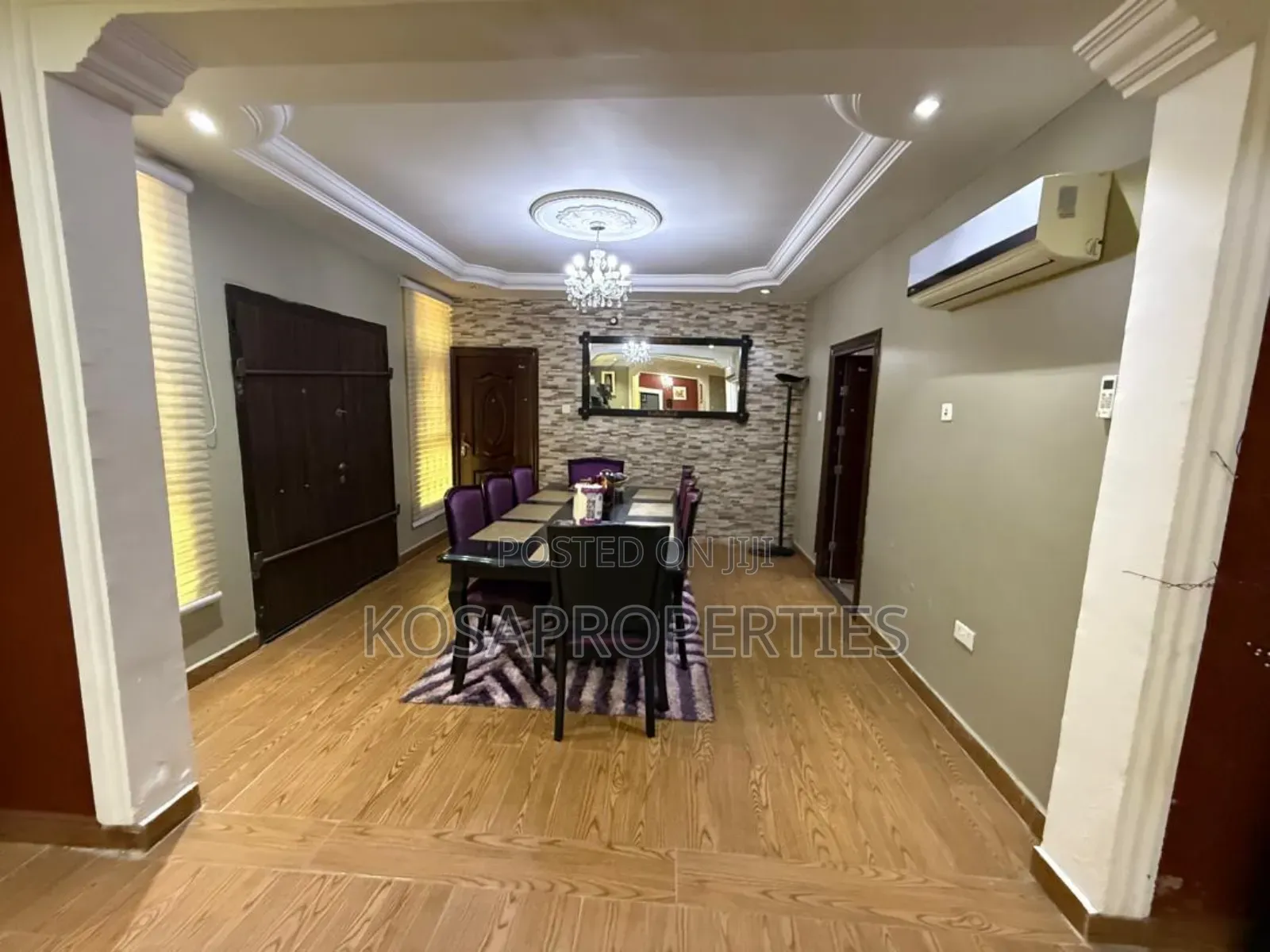 8bdrm House in Weija Medium for sale