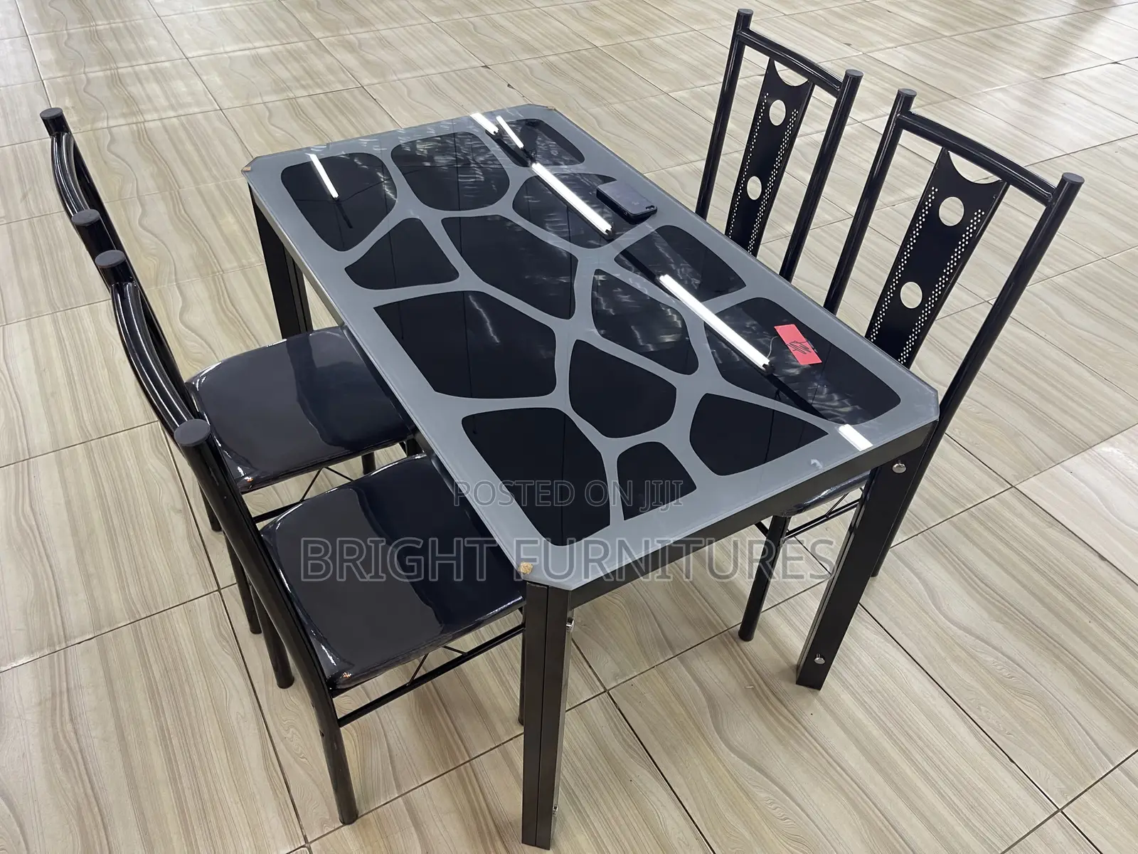 Durable 4in1 Dining Set Glass Top