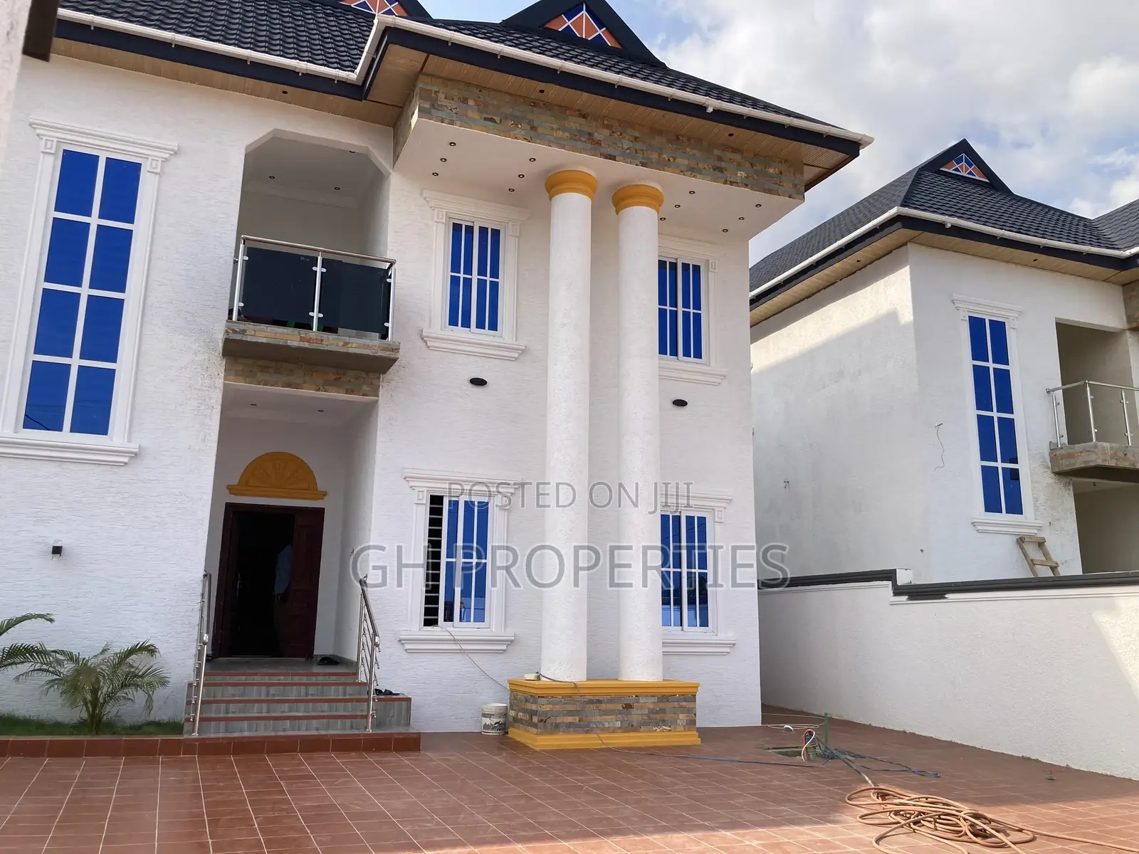 4bdrm House in Executive Four, Kumasi Metropolitan for sale