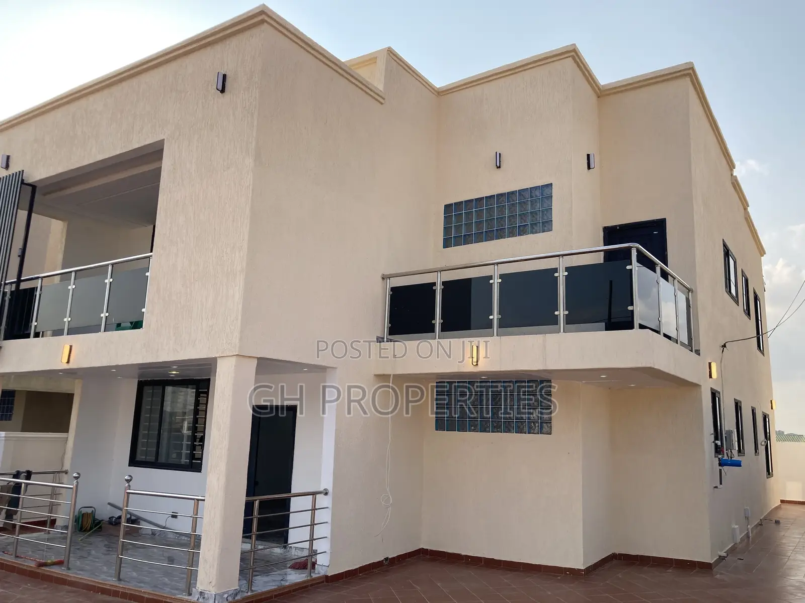 4bdrm House in Daban New Site., Kumasi Metropolitan for sale