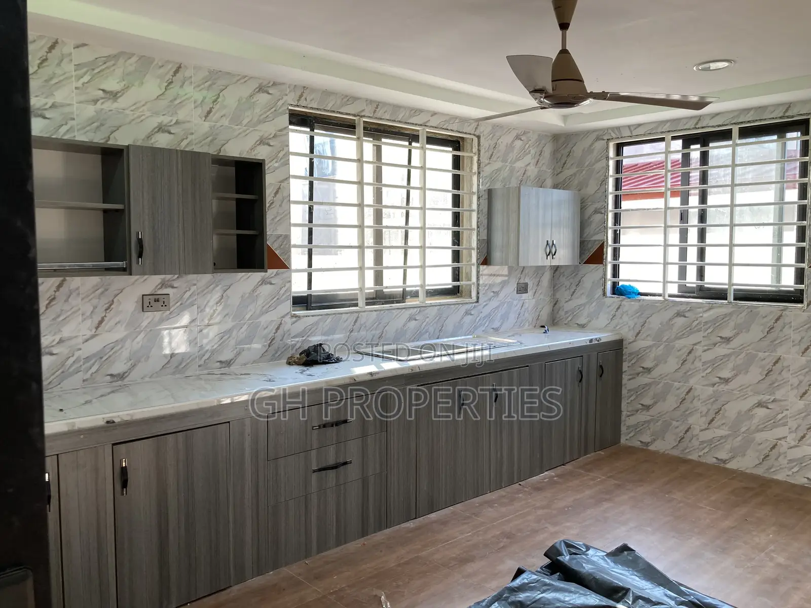 4bdrm House in Daban New Site., Kumasi Metropolitan for sale