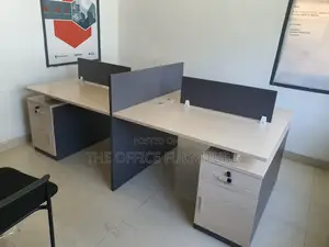 Four(4in1) Office Cubicle