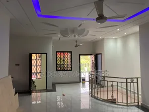 7bdrm House in Atasomanso, Kumasi Metropolitan for sale