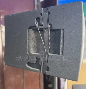 JBL 12-Inches / Line Arrays With Stand