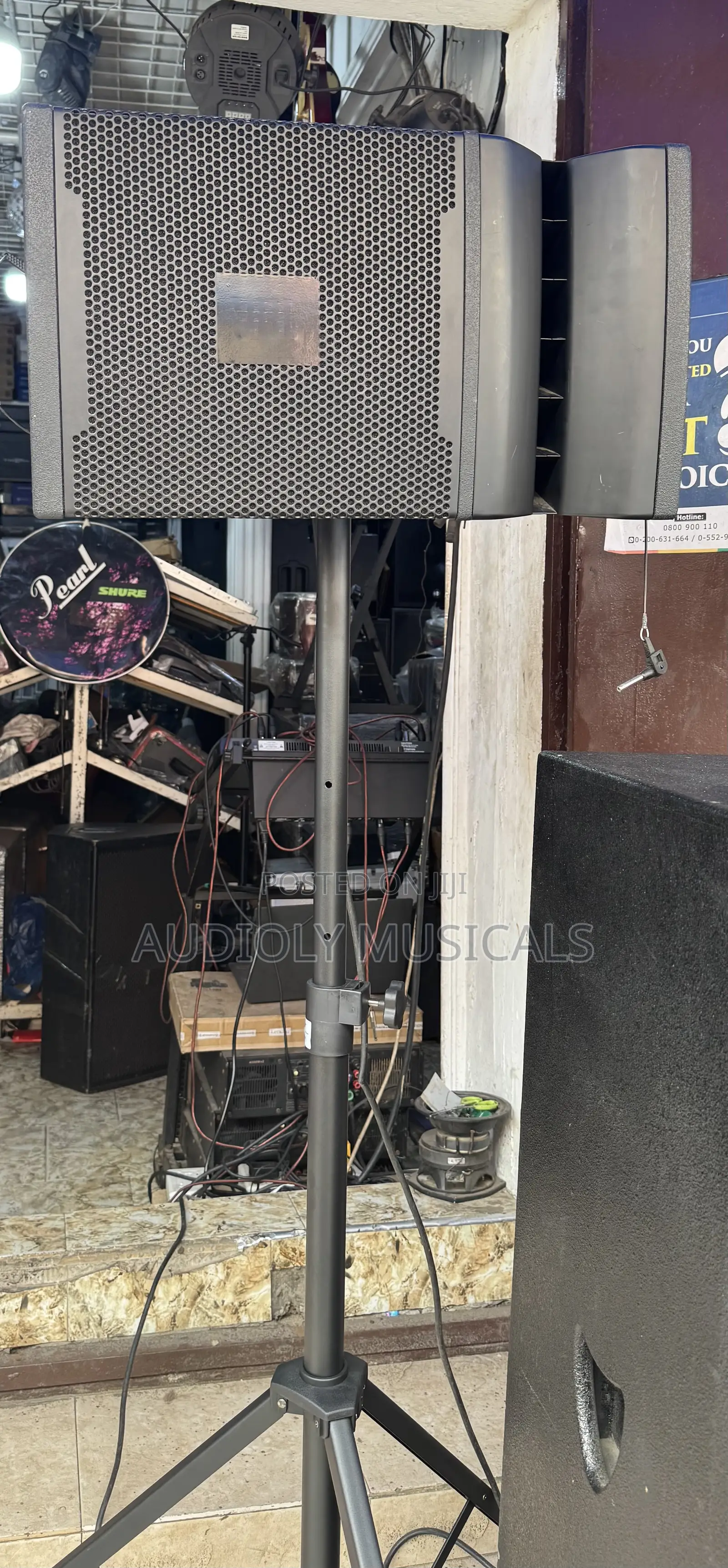 JBL 12-Inches / Line Arrays With Stand