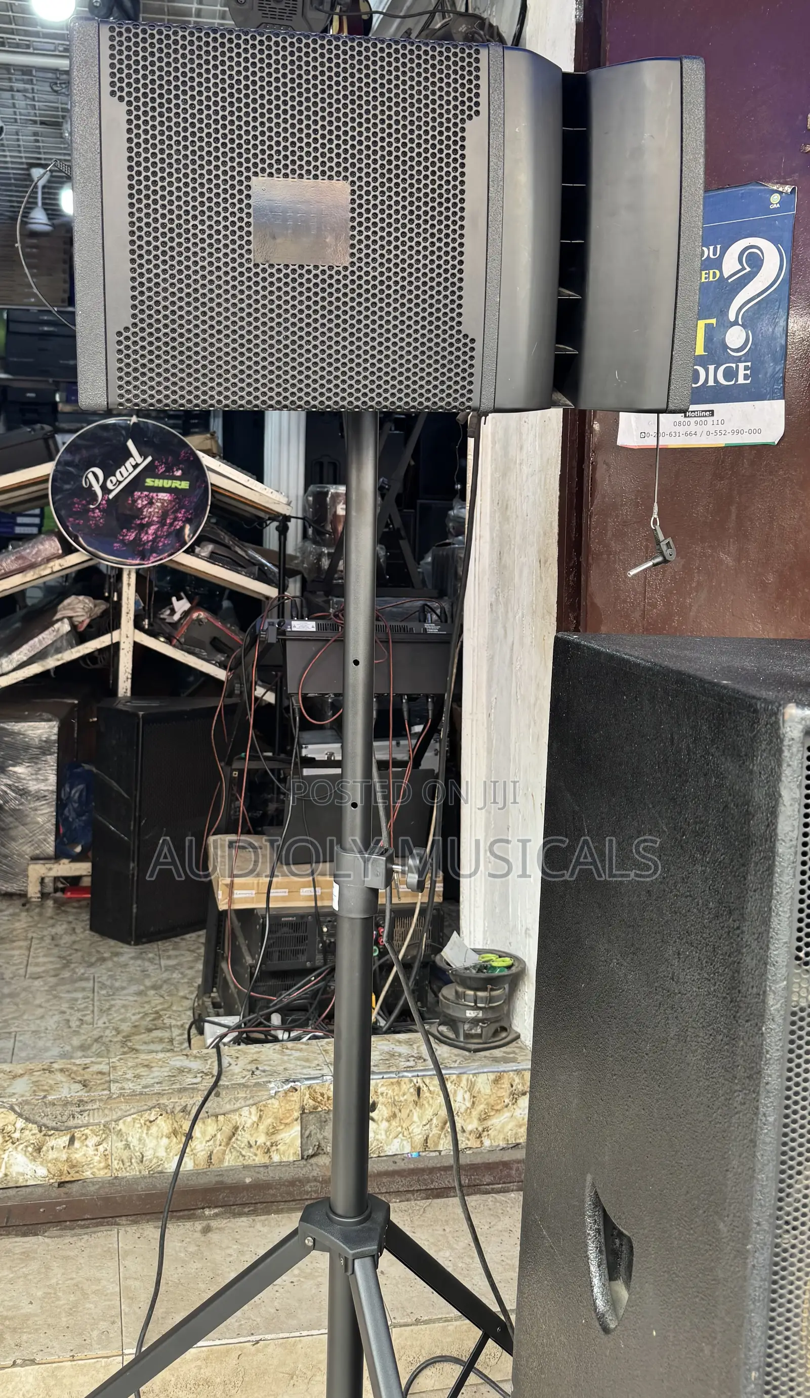 JBL 12-Inches / Line Arrays With Stand