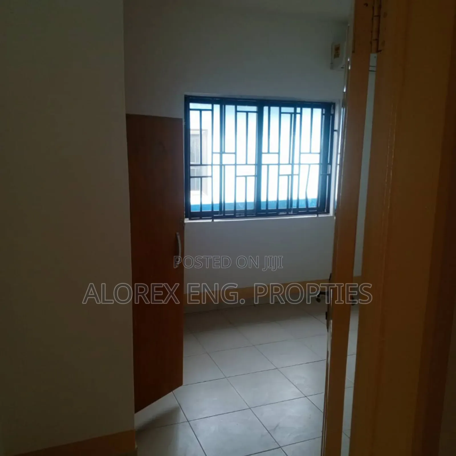 3bdrm House in $100,000 Com 25, Tema Metropolitan for sale