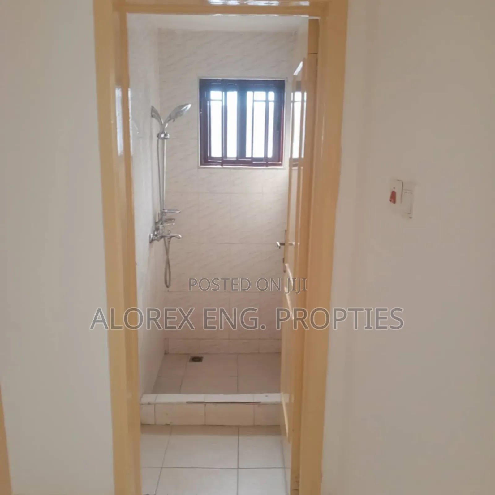 3bdrm House in $100,000 Com 25, Tema Metropolitan for sale