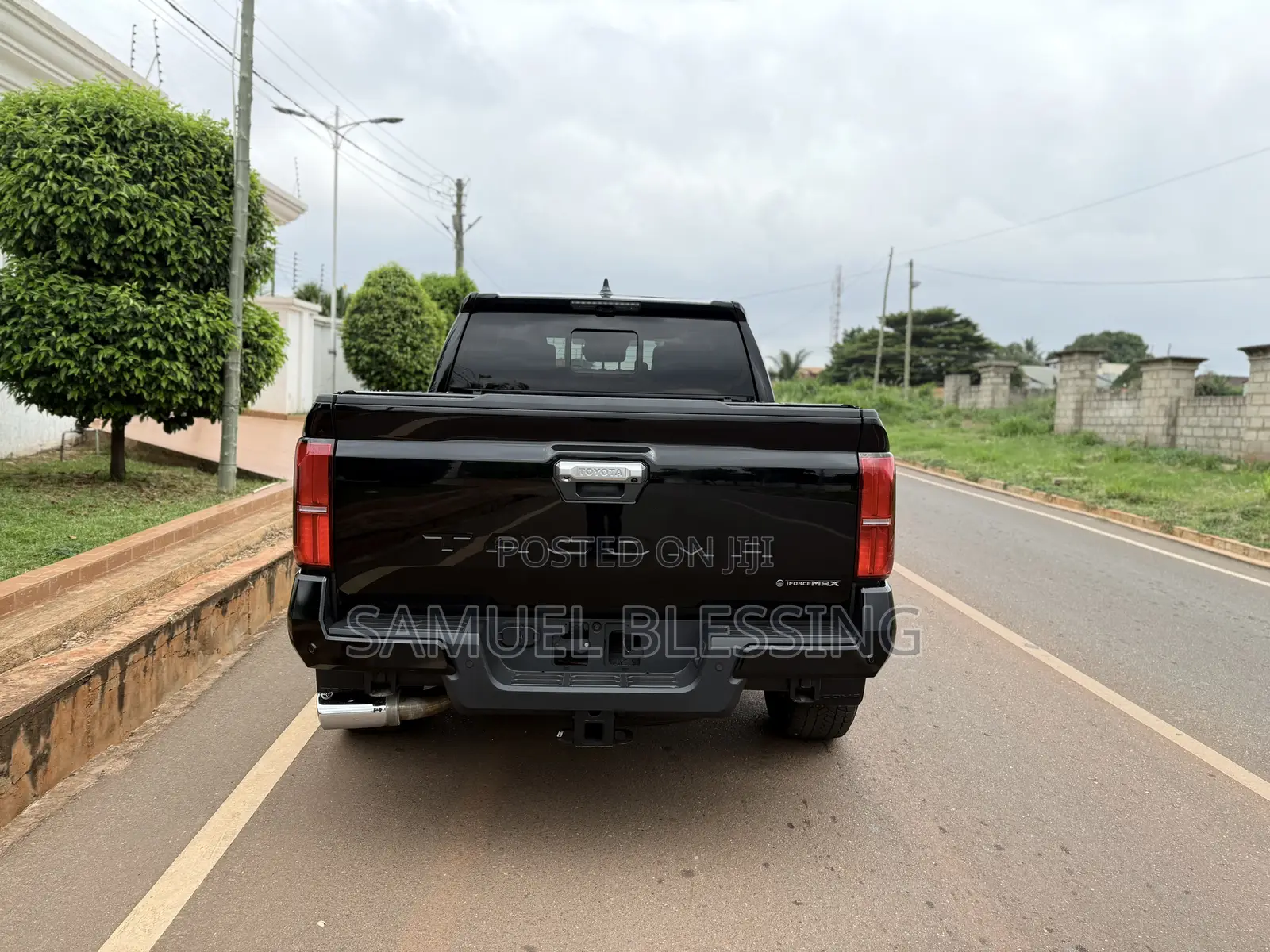 Toyota Tacoma 2025 Black