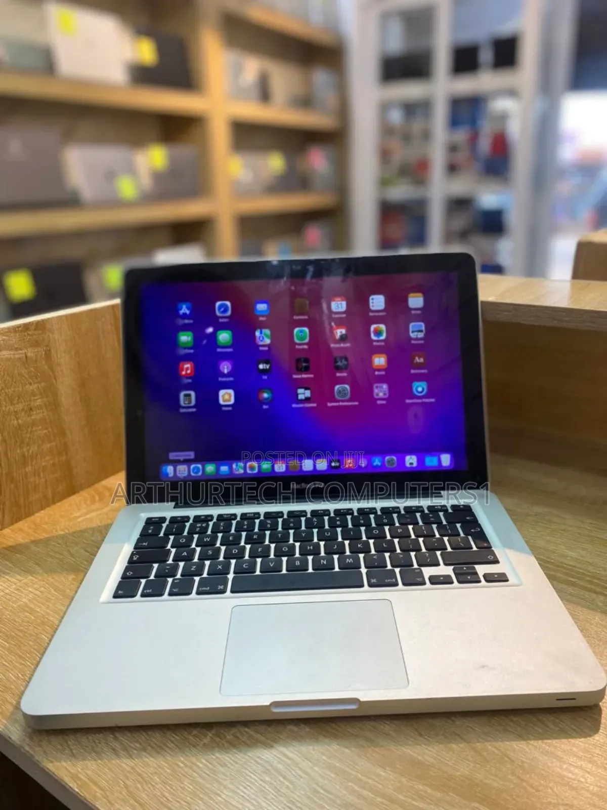 Laptop Apple MacBook Pro 2012 4GB Intel Core I5 SSD 256GB