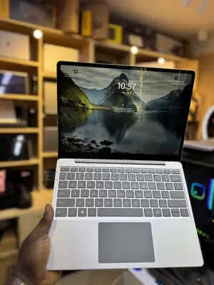 Laptop Microsoft Surface Go 8GB Intel Core i5 SSD 256GB