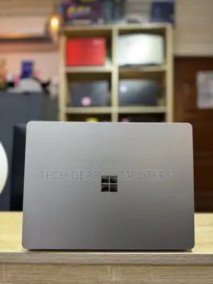 Laptop Microsoft Surface Go 8GB Intel Core i5 SSD 256GB