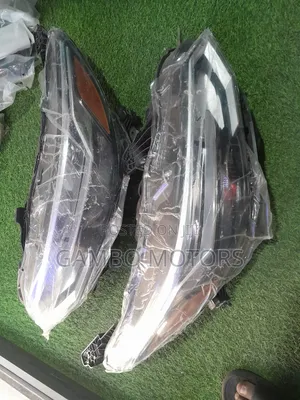Nissan Sentra 2022 Headlight Pair