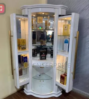 Conner Bar White