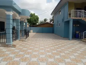 6bdrm House in Amasaman for sale