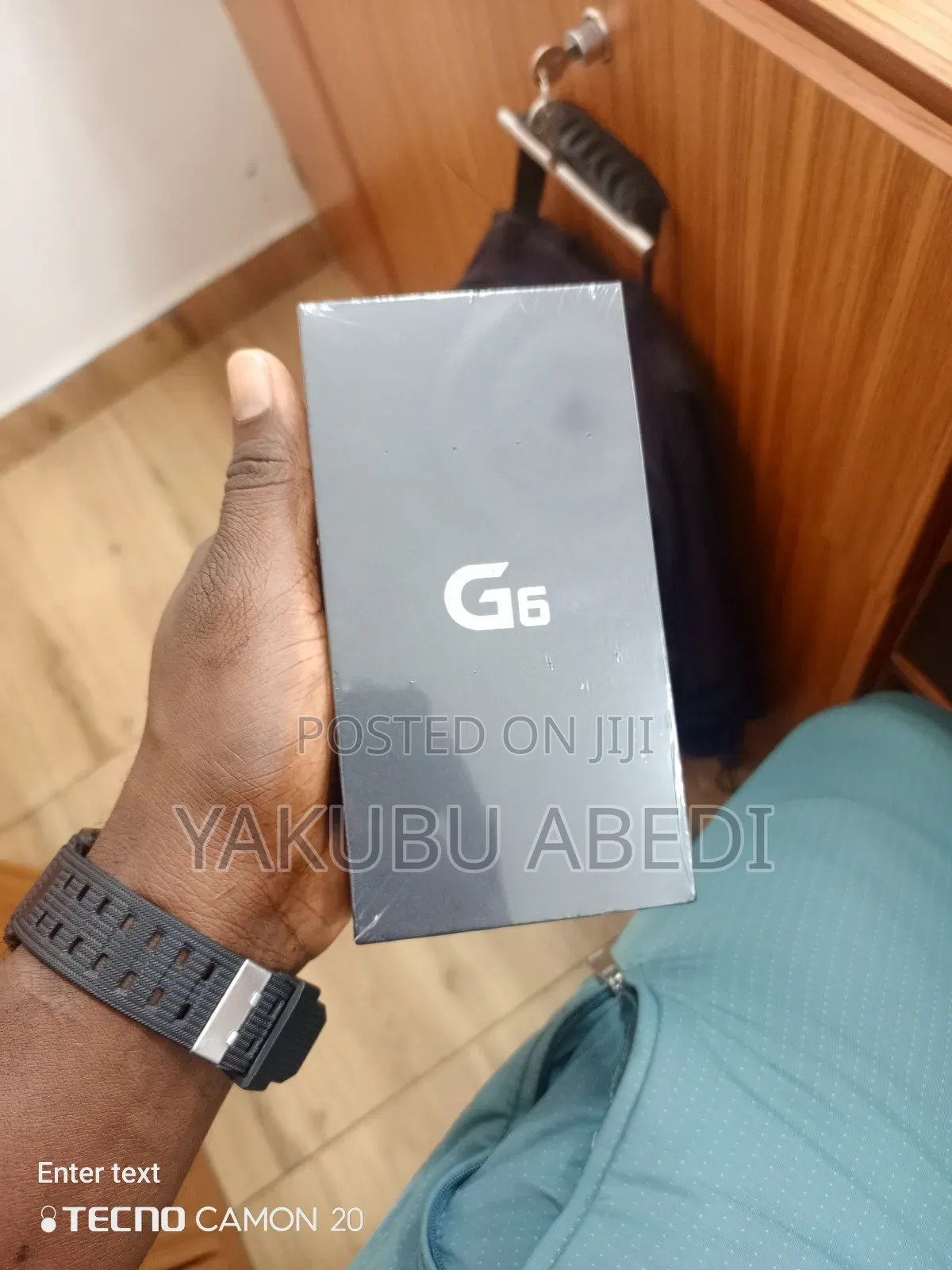 New LG G6 64 GB Black