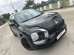 Mitsubishi Outlander 2024 Black