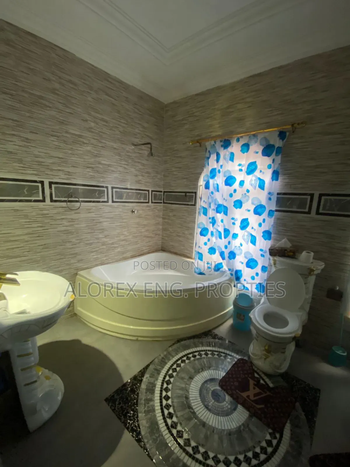 Furnished 3bdrm House in Oyarifa for sale