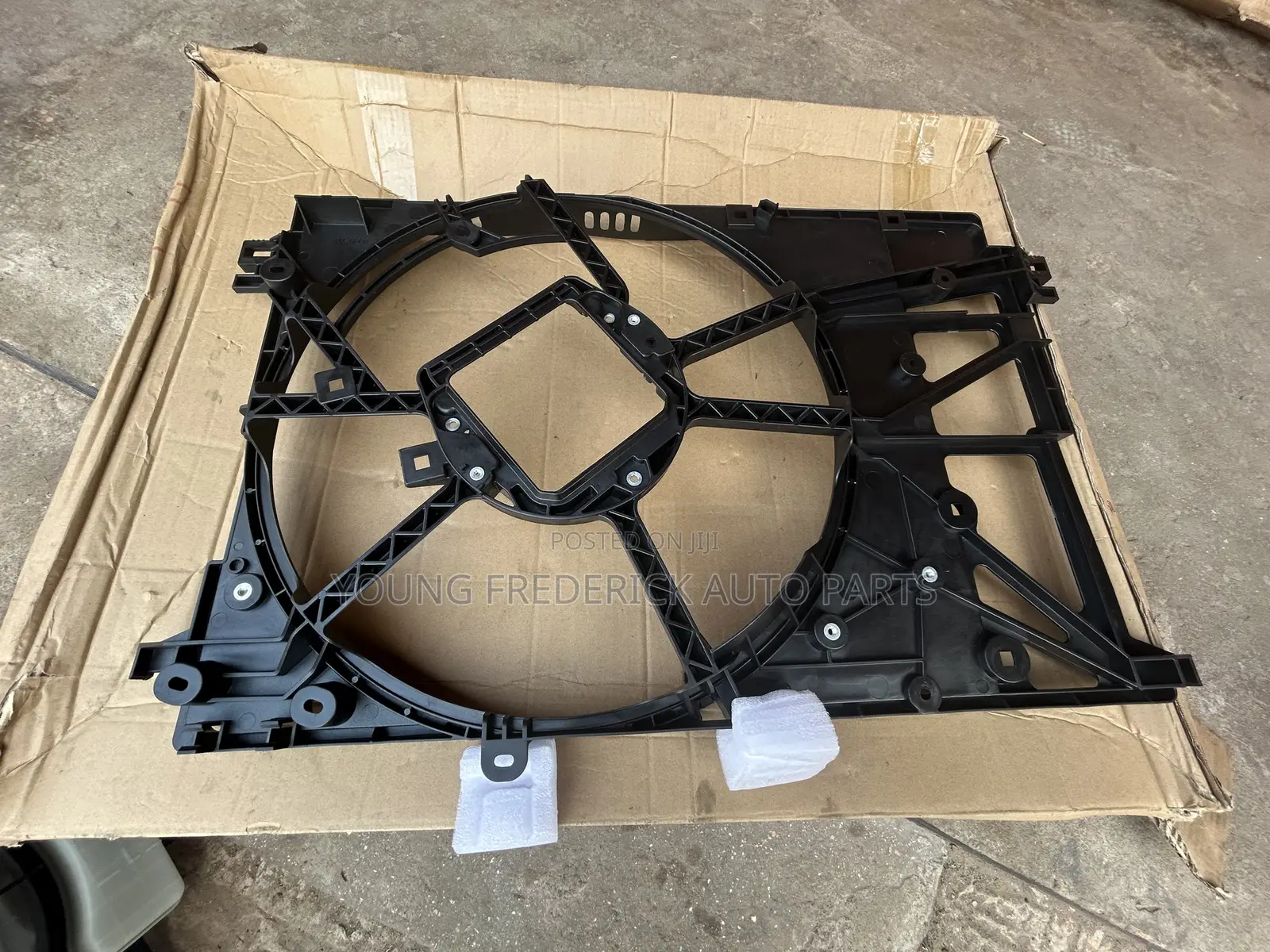 Toyota Camry/Rav 4 Fan Case 2018 2019 2020