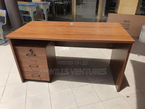 Wooden Office Table (140*60cm)