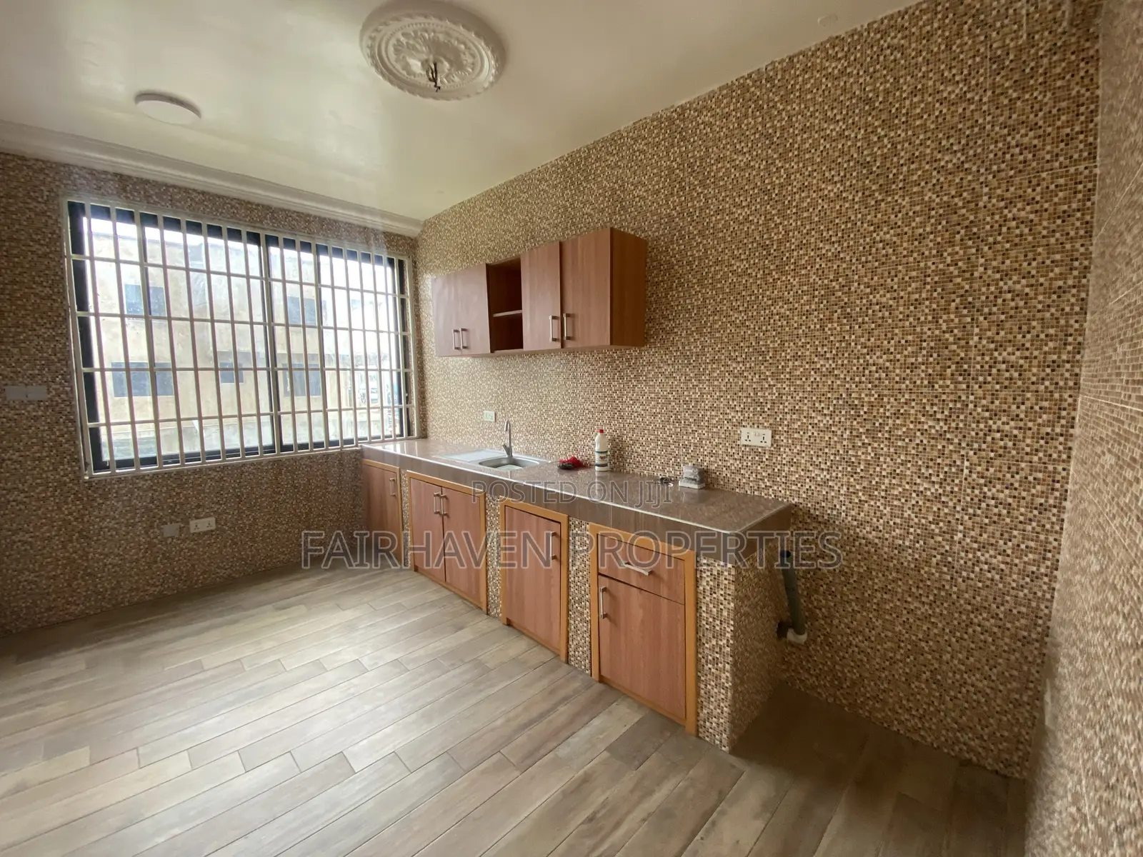 2bdrm Apartment in Bushroad, Teshie for rent