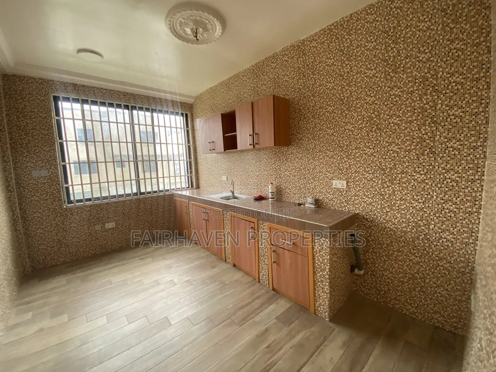 2bdrm Apartment in Bushroad, Teshie for rent