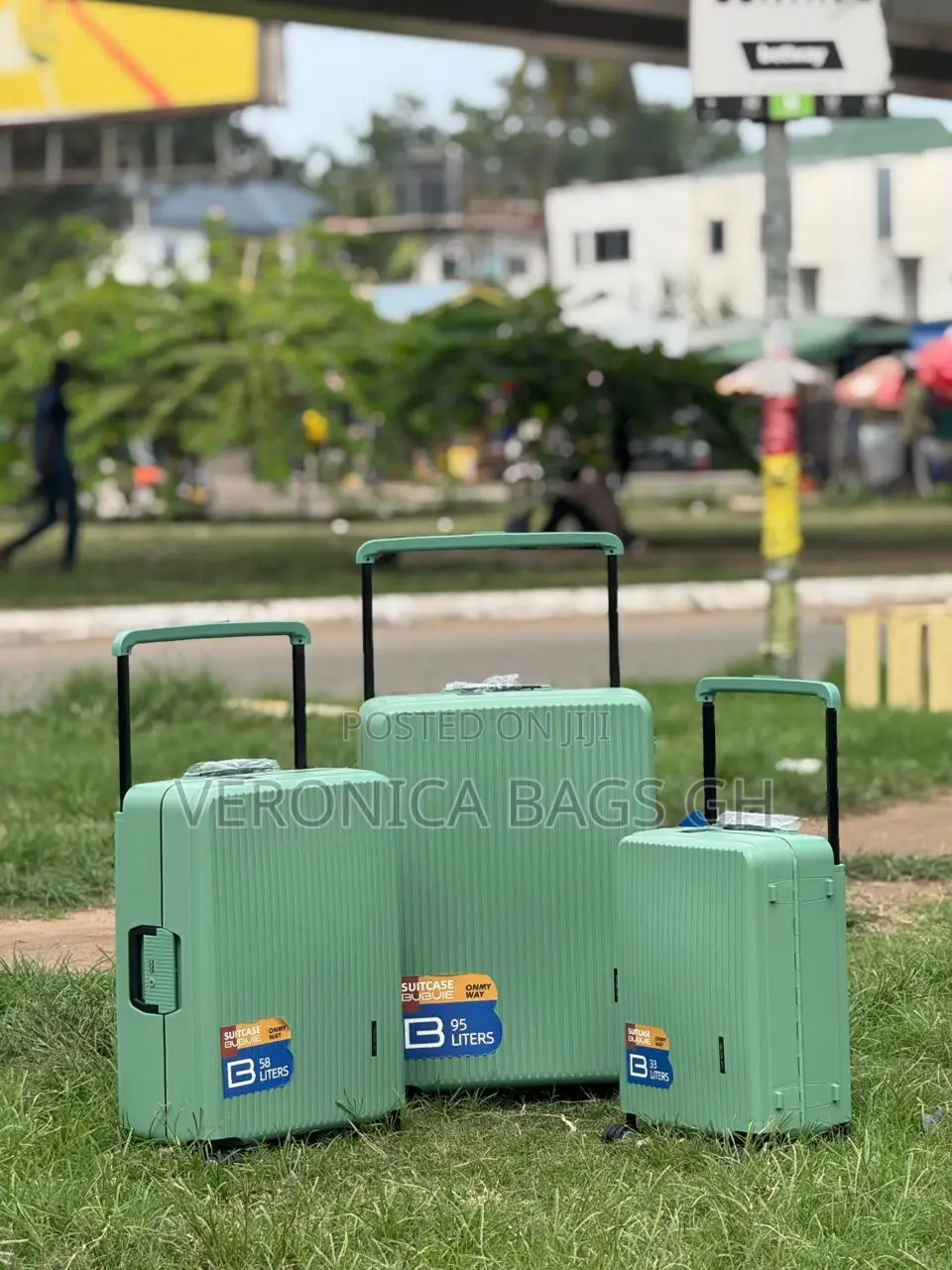 Wide Handles Carry on Large Capacity