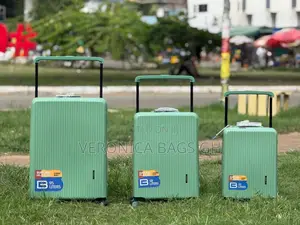 Wide Handles Carry on Large Capacity