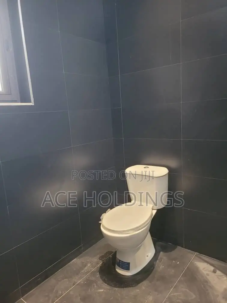 2bdrm Apartment in Tse Addo, Tseaddo for rent