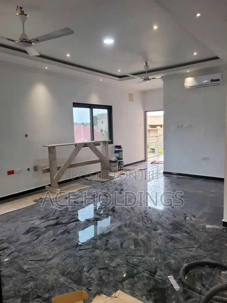 2bdrm Apartment in Tse Addo, Tseaddo for rent