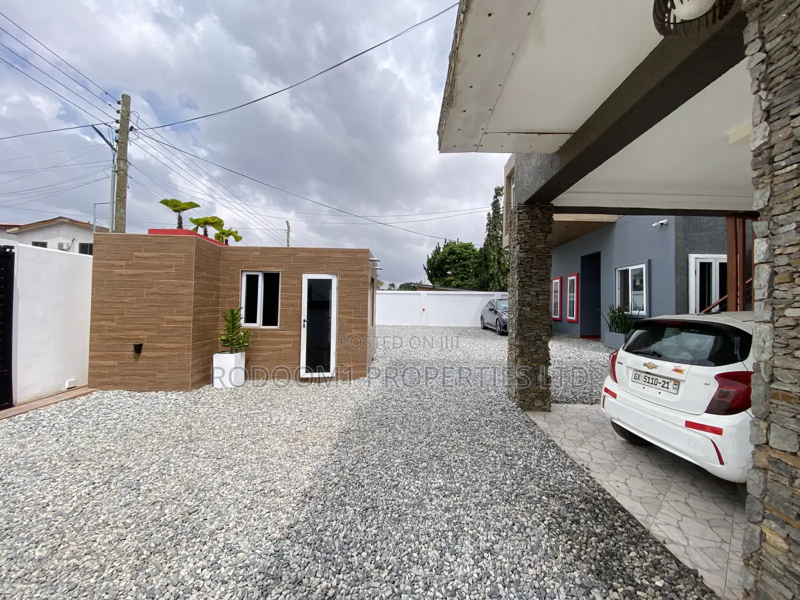 2 Bedrooms Fully Furnished at North Kaneshie for Short Stay