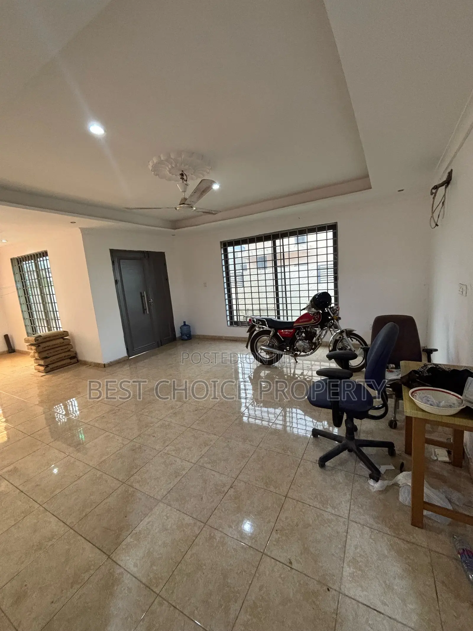 3bdrm Apartment in Adenta, Housing Down for rent