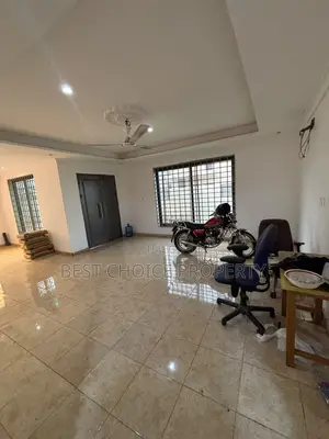 3bdrm Apartment in Adenta, Housing Down for rent