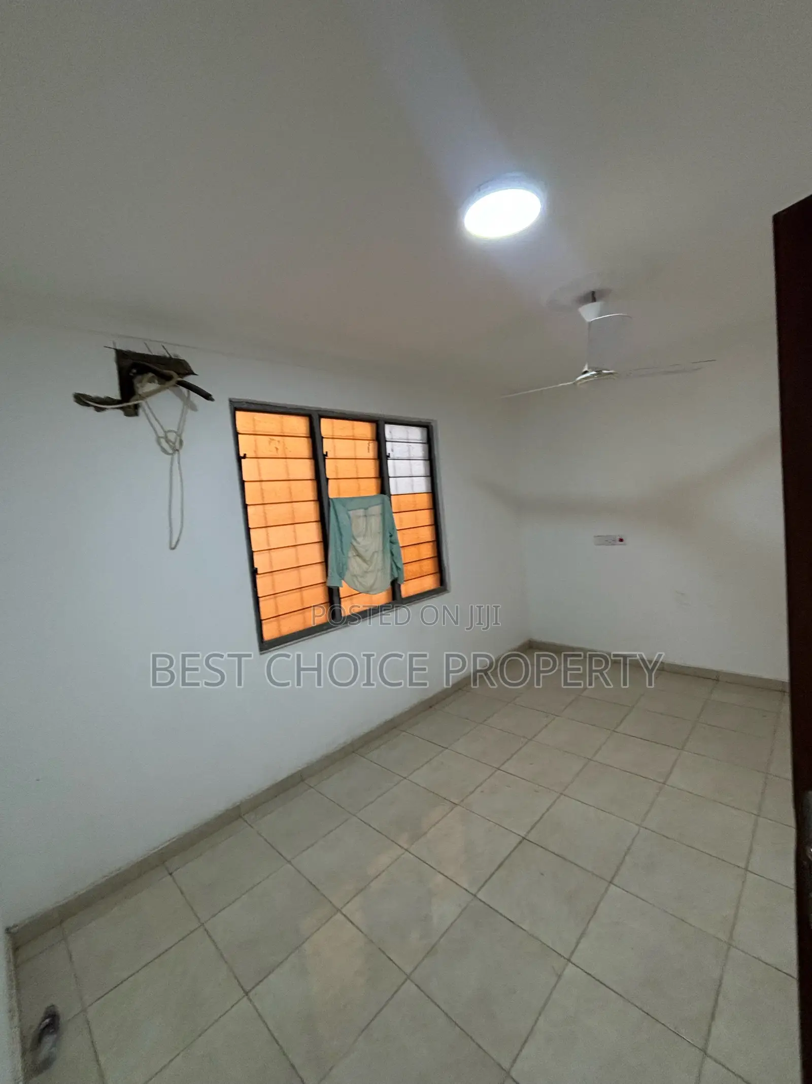 3bdrm Apartment in Adenta, Housing Down for rent
