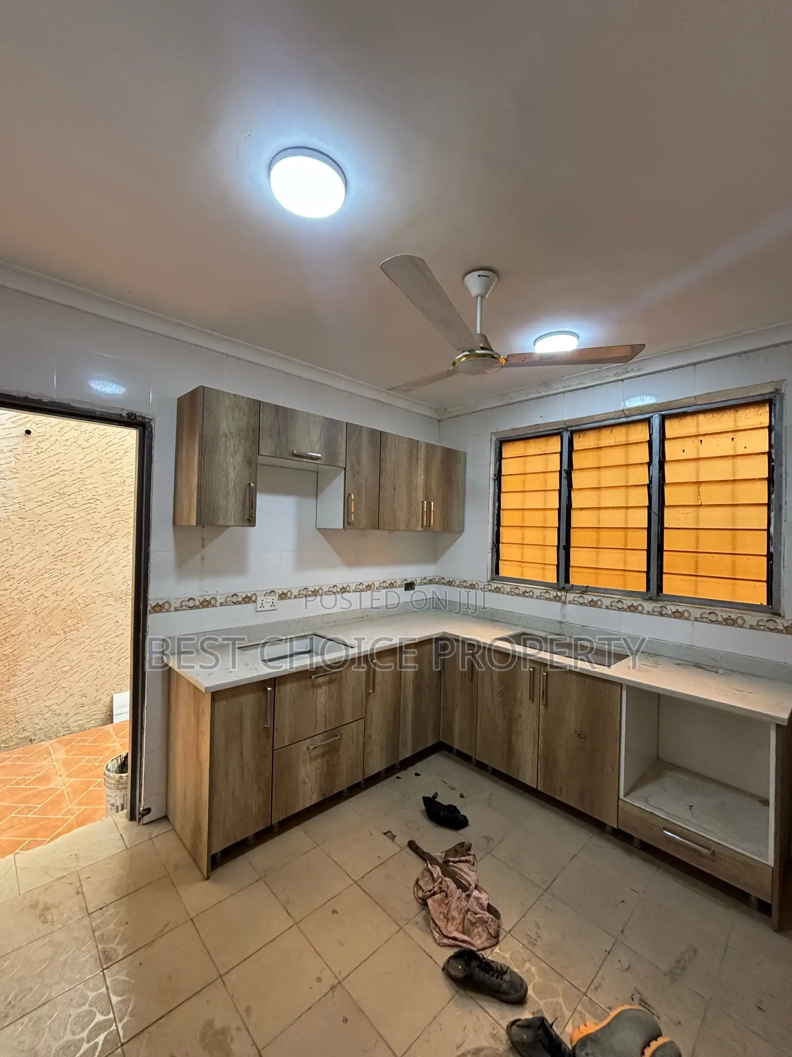 3bdrm Apartment in Adenta, Housing Down for rent