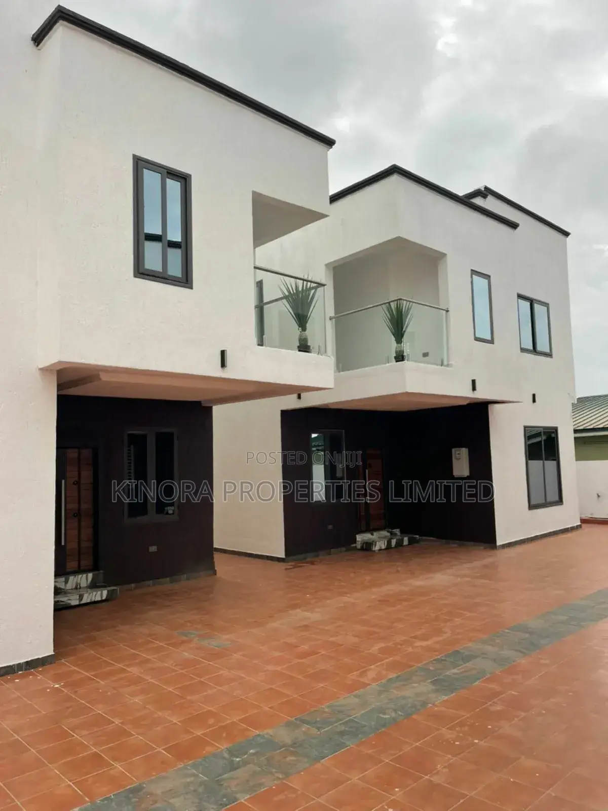 3bdrm Townhouse/Terrace in Nanakrom, School Junction for sale