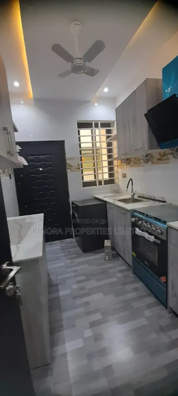 3bdrm Townhouse/Terrace in Nanakrom, School Junction for sale