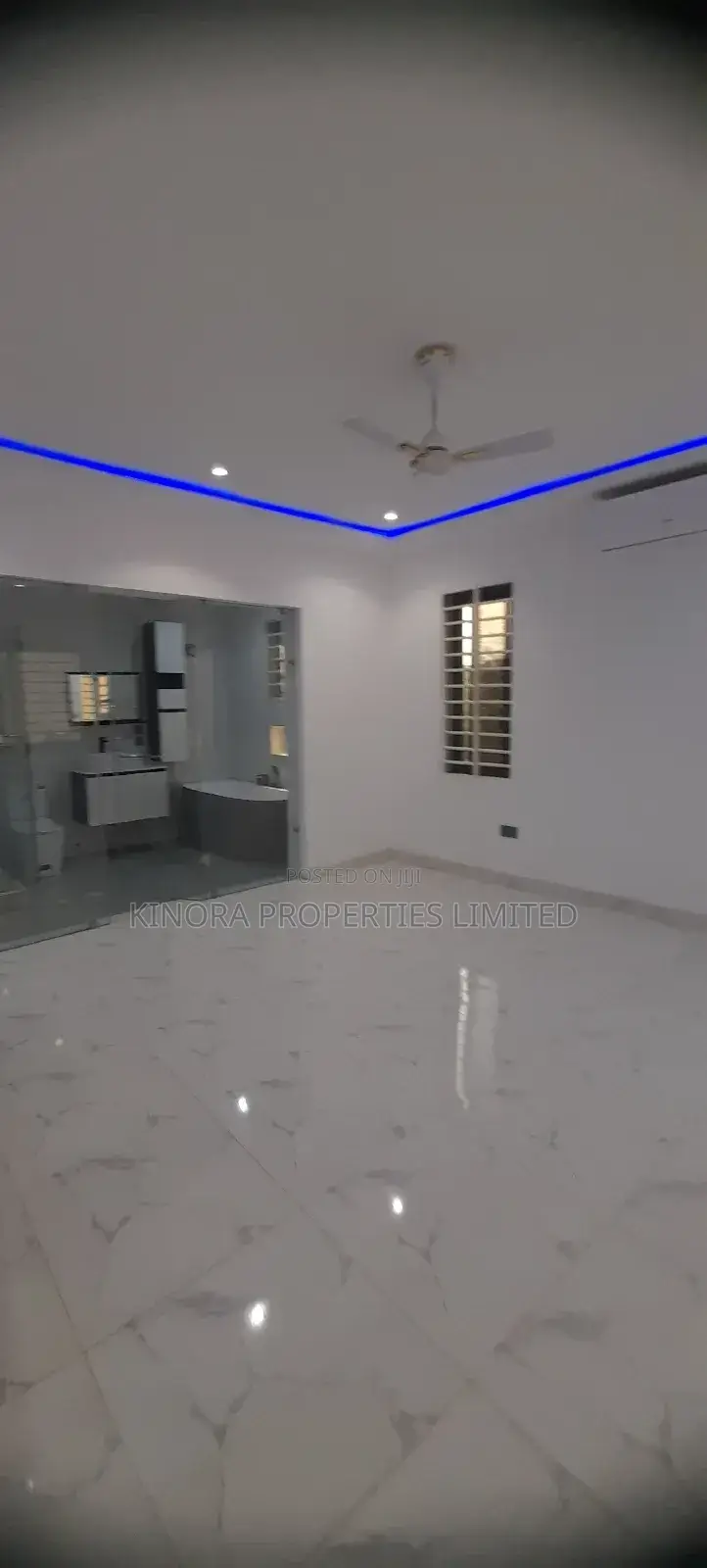 3bdrm Townhouse/Terrace in Nanakrom, School Junction for sale