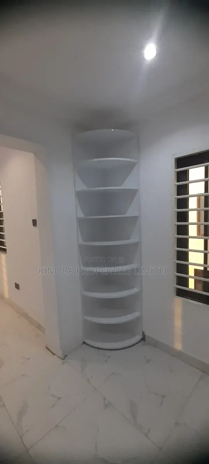 3bdrm Townhouse/Terrace in Nanakrom, School Junction for sale