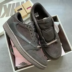 Nike X Travis Scott Brown