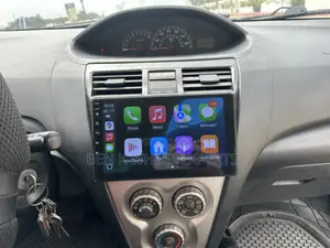 Carplay Android Auto Screen Yaris Salon