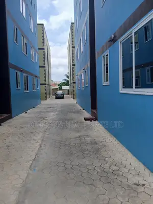 1bdrm Duplex in De-Icons Real Estate, Awutu Senya East Municipal