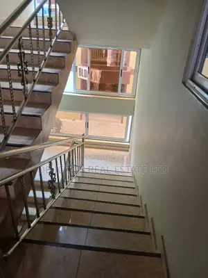 1bdrm Duplex in De-Icons Real Estate, Awutu Senya East Municipal