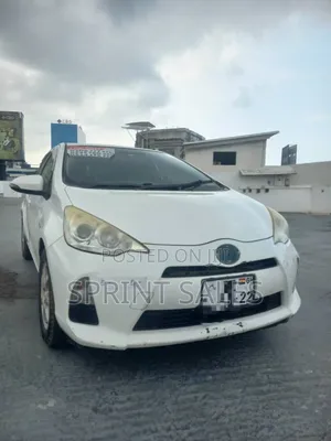 Toyota Aqua 2015 White