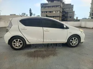 Toyota Aqua 2015 White